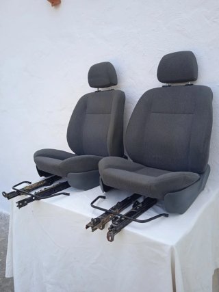 Asientos de coche con guías
