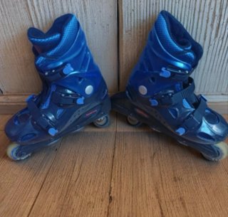 Patines en línea azules