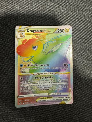 Carta Pokémon Dragonite V Astro