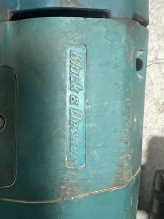 2 Taladros Eléctricos