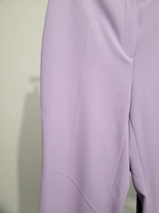 Pantalones lila de vestir
