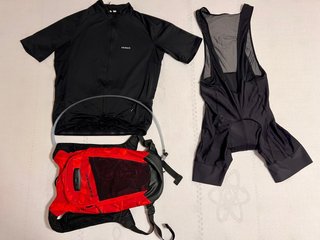 Lote Ciclismo: Maillot, Culotte y Mochila. TGU
