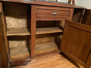 Mueble antiguo madera y mármol. Negociable.
