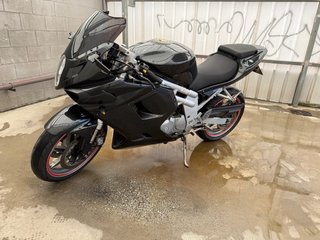 Hyosung GT650R limitada en papeles A2