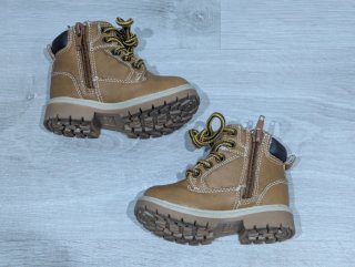 Botas de bebé estilo Timberland