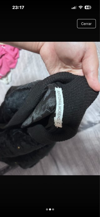 Chaqueta bomber negra con pedrería