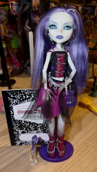 Monster High Spectra Vondergeist Muñeca