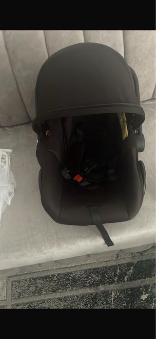 Silla de coche negra