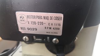 Máquina de coser Alfa