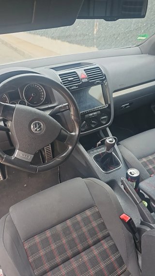 Volkswagen Golf 2005