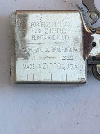 Isqueiro Zippo 2000