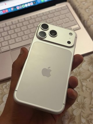 iPhone 17 Pro Max 512GB Plata E-sim