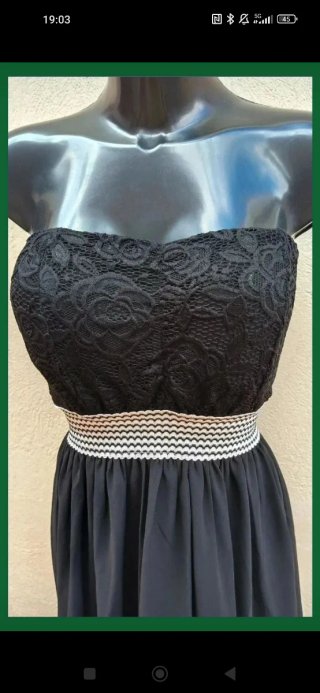 Vestido largo negro bordado
