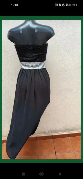 Vestido largo negro bordado