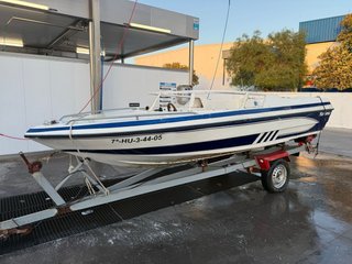 Lancha deportiva Mar Sama