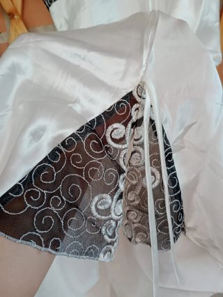 Camisón M/L con encaje.