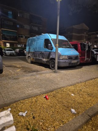 se vende furgoneta nisan interestar