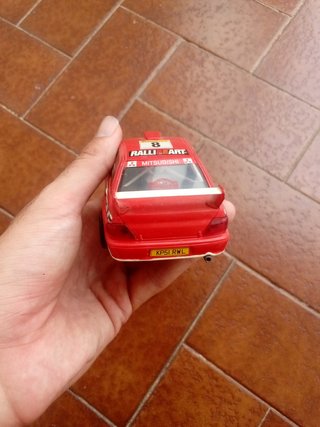 Coches Scalextric Skoda y Mitsubishi