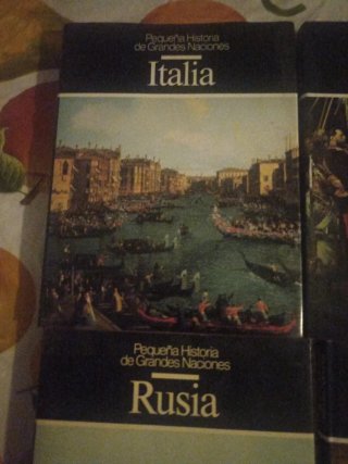 Pequeña historia de grandes naciones