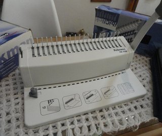 Encuadernadora Fellowes PB200