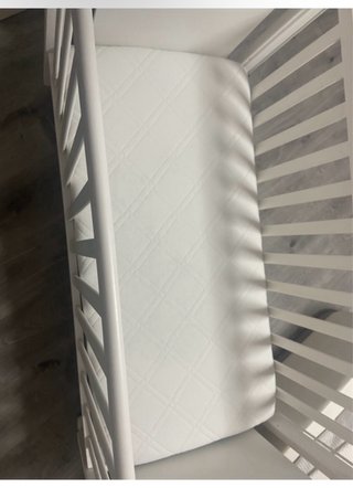Cuna blanca con colchón