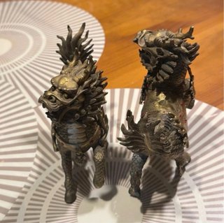 Figuras dragón bronce