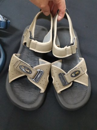 Sandalias Avia Beige y Azul