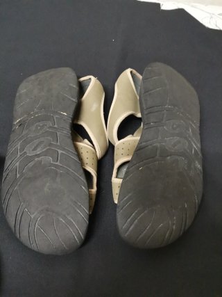 Sandalias Avia Beige y Azul