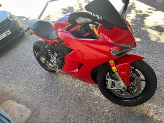 DUCATI 939 SUPERSPORT S SE ACEPTAN CAMBIOS