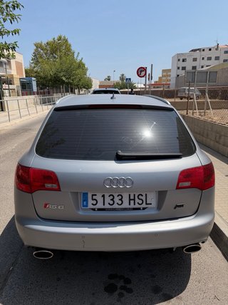 Audi RS6 2008 V10