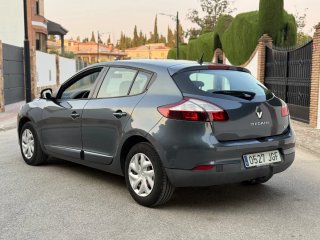 Renault Megane 2015 Etiqueta, Bola Remolque