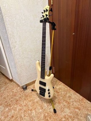 Bajo Ibanez Roadstar 1984 Japón