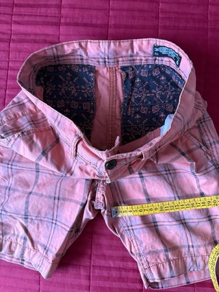 Pantalón corto a cuadros naranja y negro M