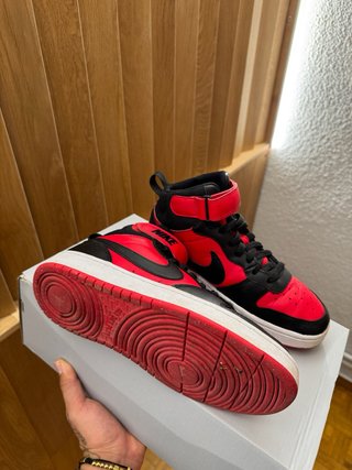 Nike Court Borough Mid