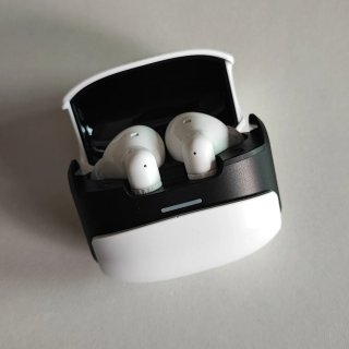 Auriculares Bluetooth AOC Brancos Novos