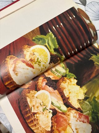 El Libro de oro de la cocina española