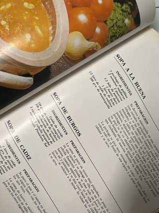 El Libro de oro de la cocina española