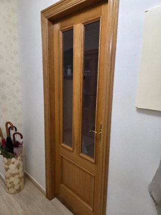 Puerta de madera de roble