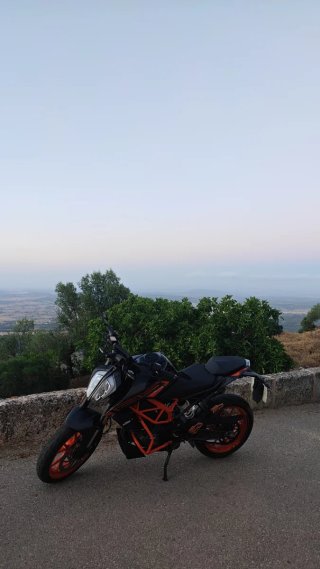 KTM Duke 125 2022 Negra/Naranja