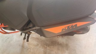 KTM Duke 125 2022 Negra/Naranja