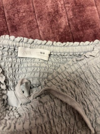 Falda corta volantes lino gris