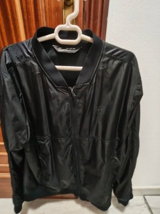 Cazadora deportiva Under Armour XXL