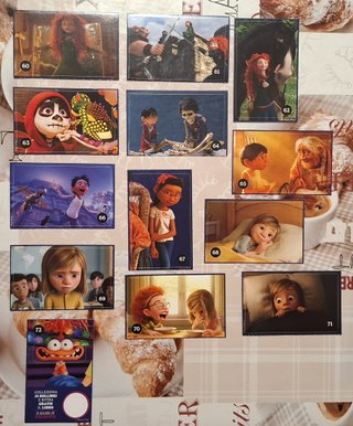 Set completo figurine Movie Moments Pixar NO album