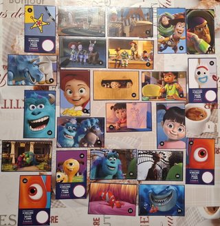 Set completo figurine Movie Moments Pixar NO album