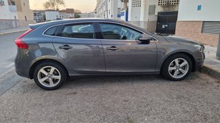 Volvo V40 2014