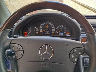 Mercedes-Benz  CLK 2002