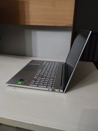 HP Pavilion 15 PC Portatile Grigio/Argento