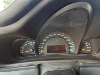 Mercedes-Benz Clase C 2002