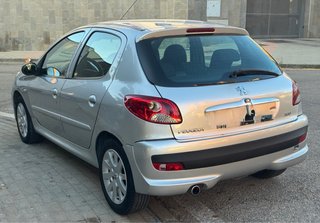 Peugeot 206+ año 2010 restyling