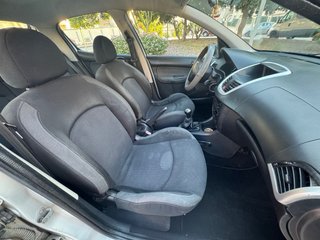 Peugeot 206+ año 2010 restyling